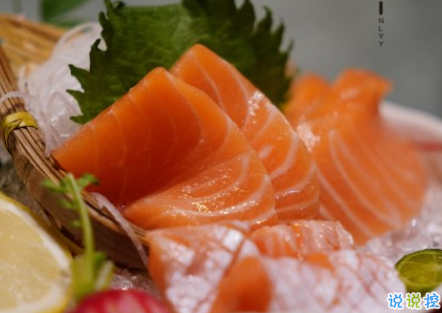 冬至吃火锅配文搞笑文案 冬天朋友一起吃火锅有趣文案2